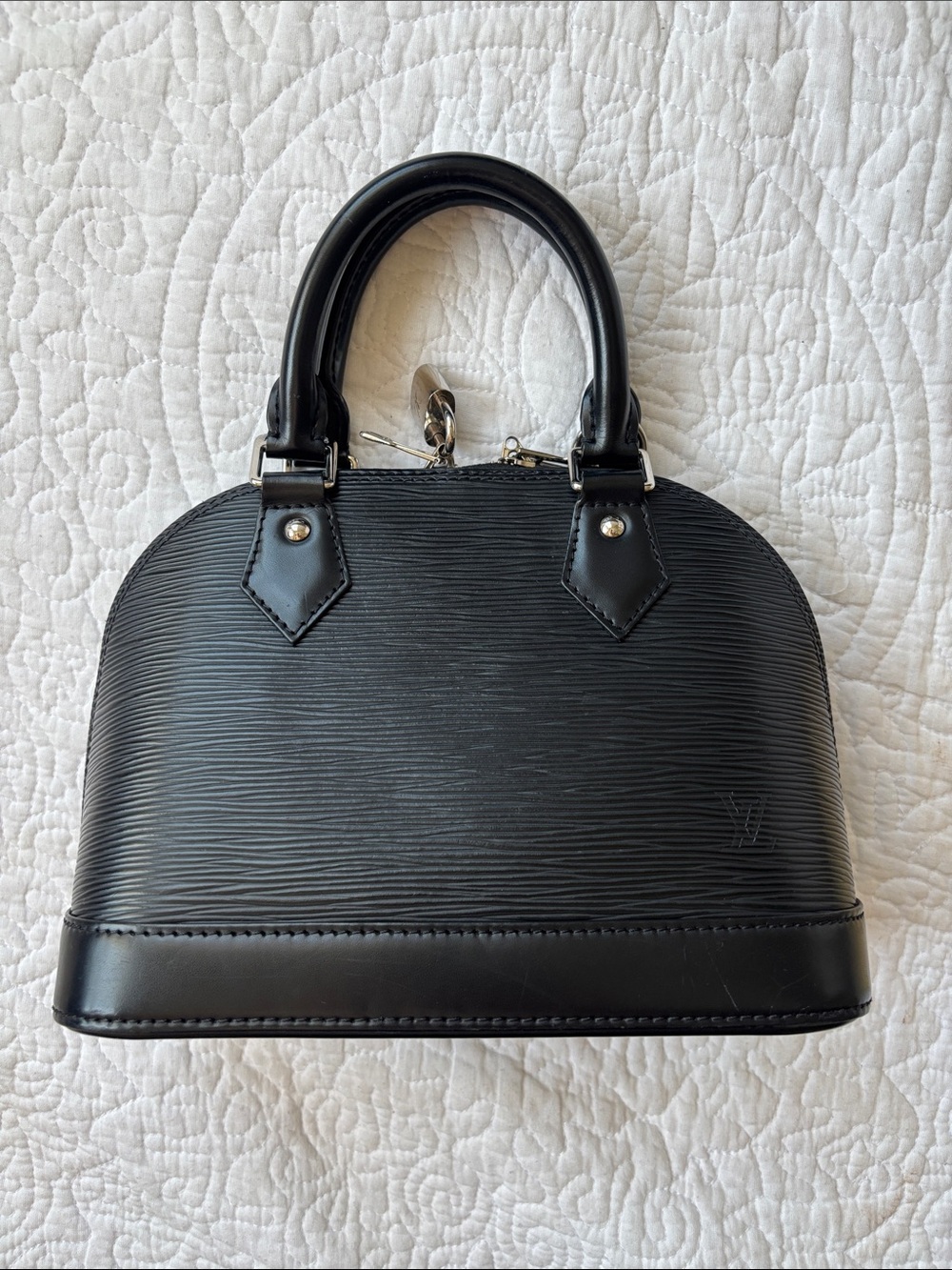 Louis Vuitton Black Epi Alma BB with Strap and Dust Bag - Picture 2 of 14